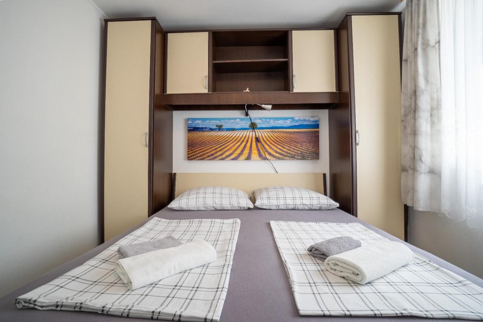 Apartments Pavic Vir Exterior photo